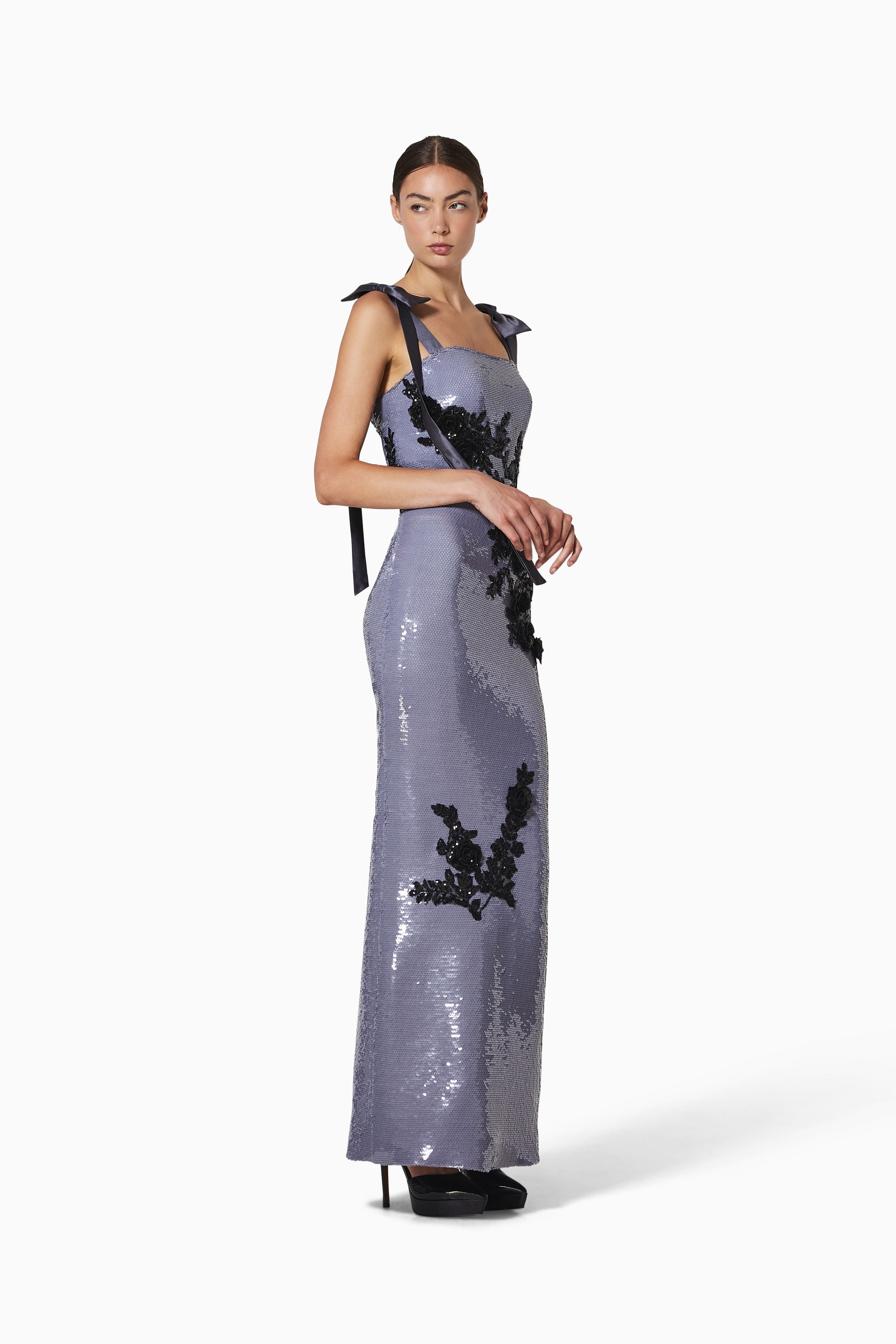MANON GREY